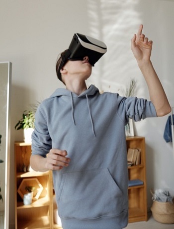 Kids Everywhere are Begging for These Virtual Reality STEM Books!