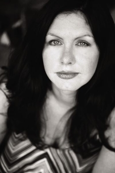 Mindy McGinnis headshot